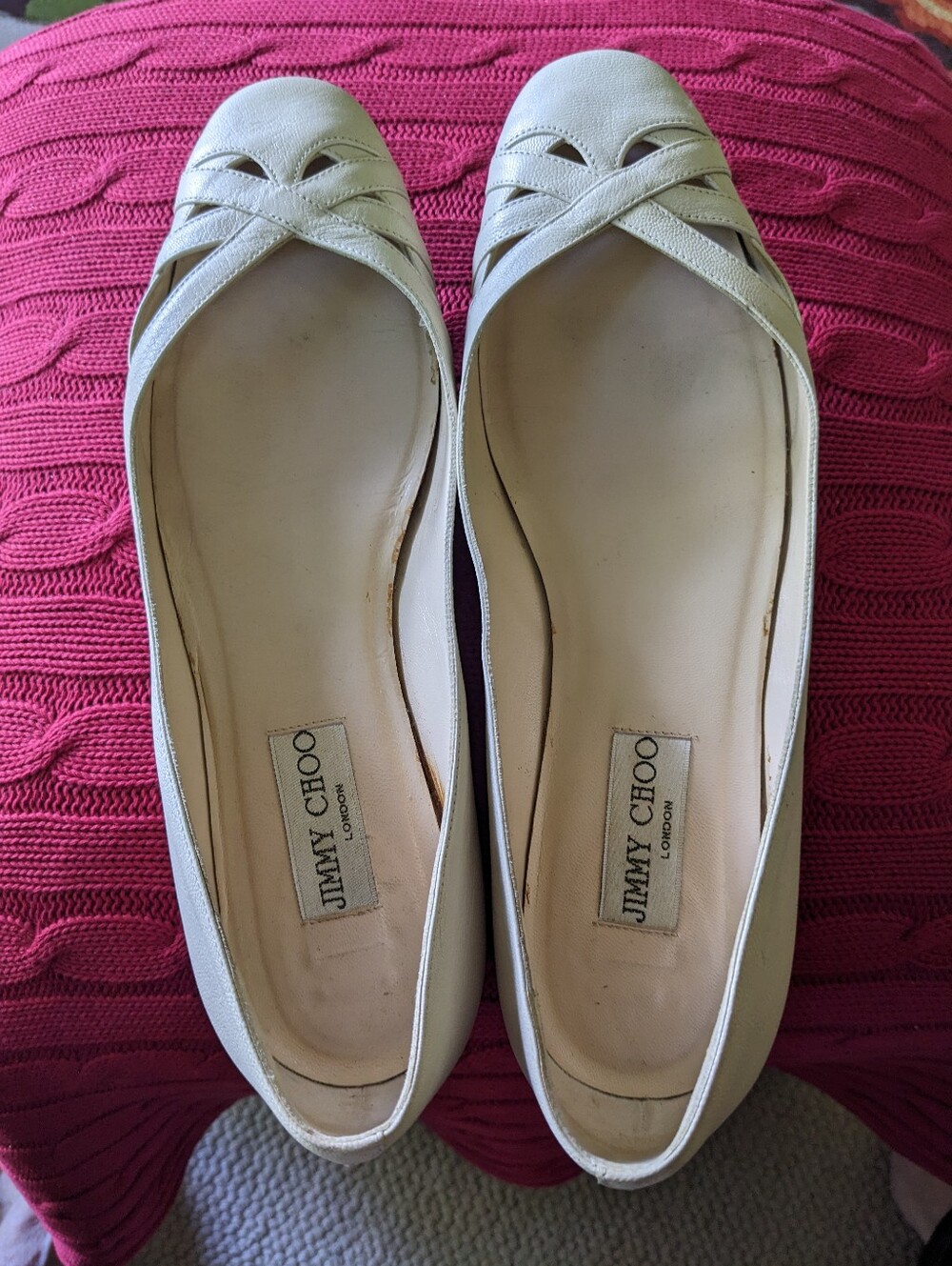 Jimmy Choo Ecru Leather Ballet Flats with Cutout Toe Detail Sz 39